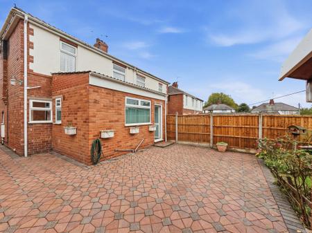 3 bedroom Semi-detached house for sale in Kilton Close, Worksop, S81
