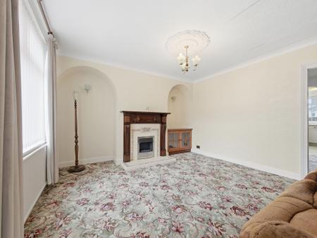 3 bedroom Semi-detached house for sale in Kilton Close, Worksop, S81