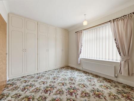 3 bedroom Semi-detached house for sale in Kilton Close, Worksop, S81