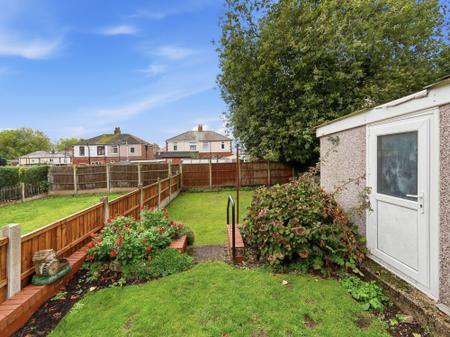 3 bedroom Semi-detached house for sale in Kilton Close, Worksop, S81