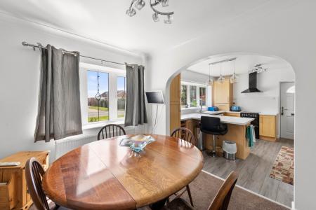 3 bedroom Detached bungalow for sale in Croft Lane, Croft, PE24