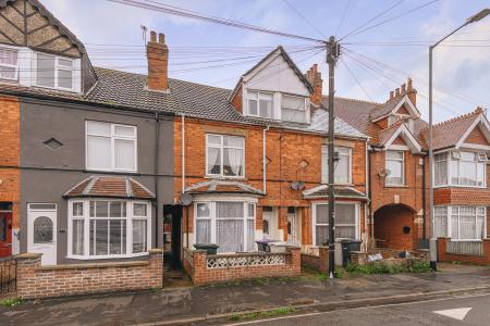 3 bedroom Block of Apartments for sale in Cavendish Road, Skegness, PE25