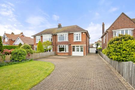 4 bedroom Semi-detached house for sale in Drummond Road, Skegness, PE25