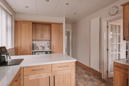 4 bedroom Semi-detached house for sale in Drummond Road, Skegness, PE25