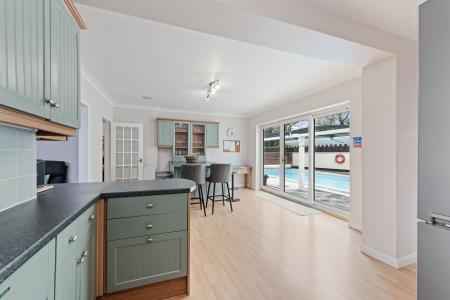 5 bedroom Detached house for sale in Norwood Road, Skegness, PE25