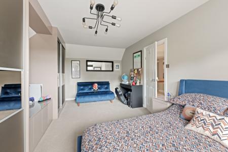 4 bedroom Detached house for sale in Gibraltar Road, Skegness, PE25