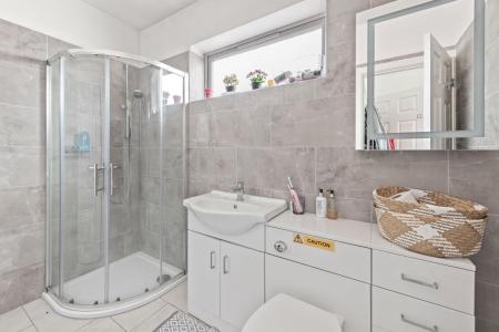 5 bedroom Detached house for sale in High Street, Ingoldmells, PE25