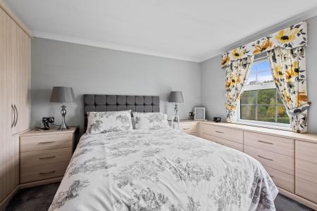 5 bedroom Detached house for sale in Church End, Winthorpe, PE25