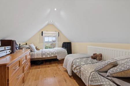 5 bedroom Detached house for sale in Church End, Winthorpe, PE25