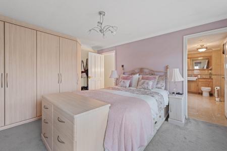 5 bedroom Detached house for sale in Church End, Winthorpe, PE25