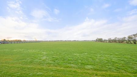 5 bedroom Detached house for sale in Youngers Lane, Burgh Le Marsh, PE24