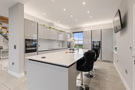 5 bedroom Detached house for sale in Youngers Lane, Burgh Le Marsh, PE24