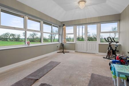 5 bedroom Detached house for sale in Youngers Lane, Burgh Le Marsh, PE24