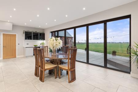 5 bedroom Detached house for sale in Youngers Lane, Burgh Le Marsh, PE24