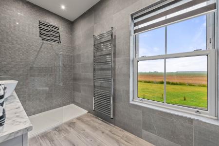 5 bedroom Detached house for sale in Youngers Lane, Burgh Le Marsh, PE24