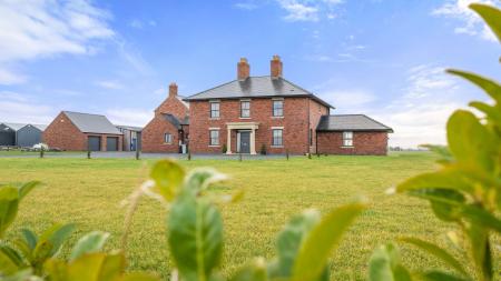 5 bedroom Detached house for sale in Youngers Lane, Burgh Le Marsh, PE24