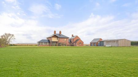 5 bedroom Detached house for sale in Youngers Lane, Burgh Le Marsh, PE24