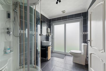 4 bedroom Detached house for sale in Derby Avenue, Skegness, PE25