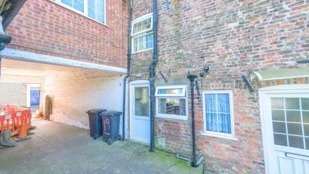 3 bedroom End of terrace house for sale in High Street, Wainfleet, PE24