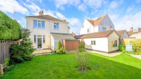 4 bedroom Detached house for sale in Marine Avenue, Skegness, PE25