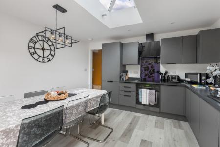 4 bedroom Detached bungalow for sale in Seacroft Road, Mablethorpe, LN12