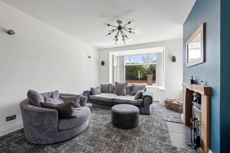 4 bedroom Detached bungalow for sale in Spilsby Road, Wainfleet, PE24