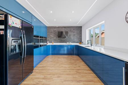 4 bedroom Detached bungalow for sale in Spilsby Road, Wainfleet, PE24