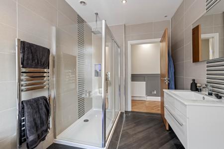 4 bedroom Detached bungalow for sale in Spilsby Road, Wainfleet, PE24