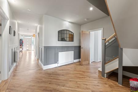 4 bedroom Detached bungalow for sale in Spilsby Road, Wainfleet, PE24