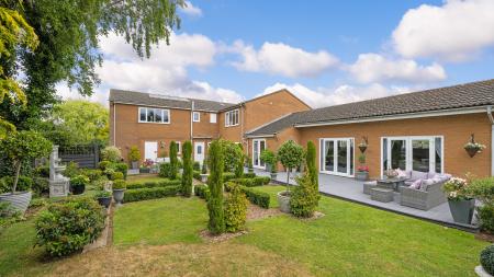 7 bedroom Detached house for sale in Field Lane, Friskney, PE22