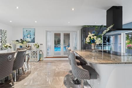 7 bedroom Detached house for sale in Field Lane, Friskney, PE22