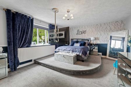 7 bedroom Detached house for sale in Field Lane, Friskney, PE22