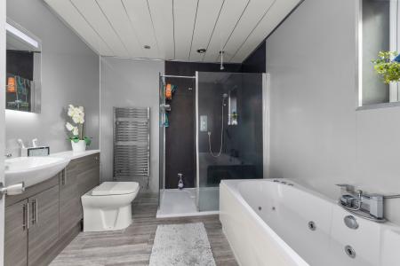 7 bedroom Detached house for sale in Field Lane, Friskney, PE22