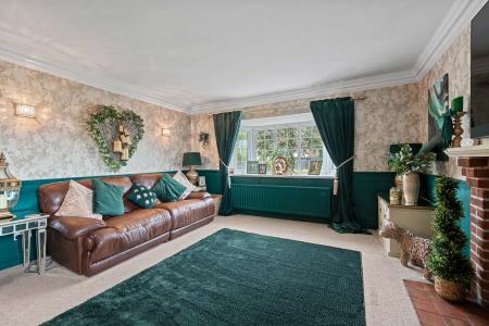 7 bedroom Detached house for sale in Field Lane, Friskney, PE22