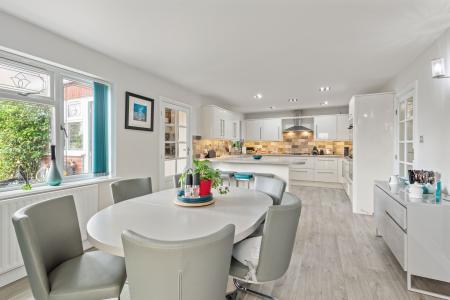 4 bedroom Detached house for sale in Station Road, Burgh Le Marsh, PE24