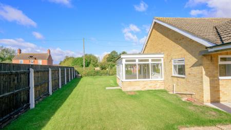 3 bedroom Detached bungalow for sale in 1 Washdyke Lane, Mumby, LN13