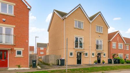 Churchill Avenue, Skegness, PE25