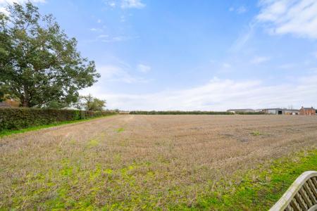 3 bedroom Detached bungalow for sale in Church Road, Friskney, PE22