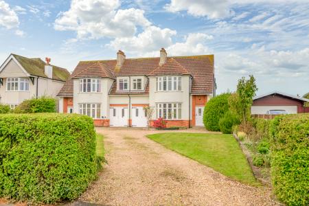 4 bedroom Semi-detached house for sale in Drummond Road, Skegness, PE25