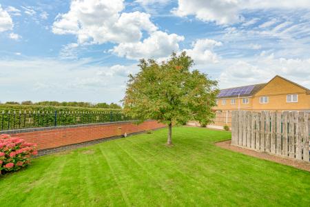 4 bedroom Detached bungalow for sale in Hawthorn Way, Ingoldmells, PE25