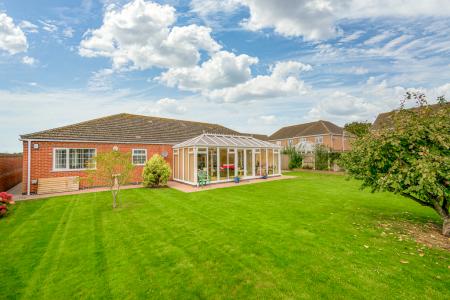 4 bedroom Detached bungalow for sale in Hawthorn Way, Ingoldmells, PE25