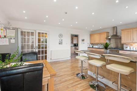 4 bedroom Detached bungalow for sale in Hawthorn Way, Ingoldmells, PE25