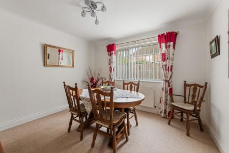 4 bedroom Detached bungalow for sale in Hawthorn Way, Ingoldmells, PE25