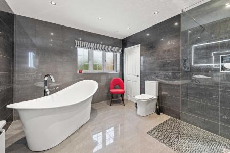 4 bedroom Detached house for sale in Beacon Way, Skegness, PE25