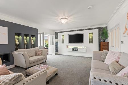 4 bedroom Detached house for sale in Beacon Way, Skegness, PE25