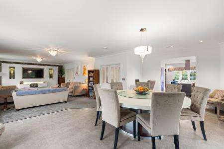 4 bedroom Detached house for sale in Beacon Way, Skegness, PE25