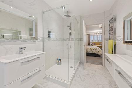 4 bedroom Detached house for sale in Beacon Way, Skegness, PE25