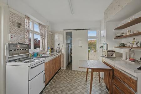 4 bedroom Detached house for sale in Firbeck Avenue, Skegness, PE25