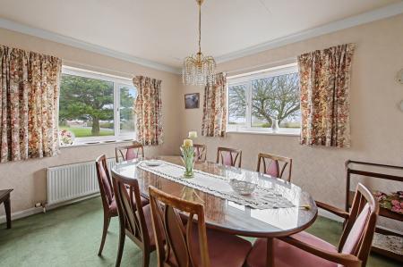 4 bedroom Detached house for sale in Ingoldmells Road, Addlethorpe, PE24