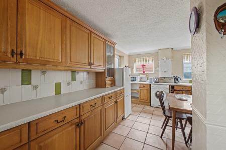 3 bedroom Semi-detached house for sale in Hoylake Drive, Skegness, PE25